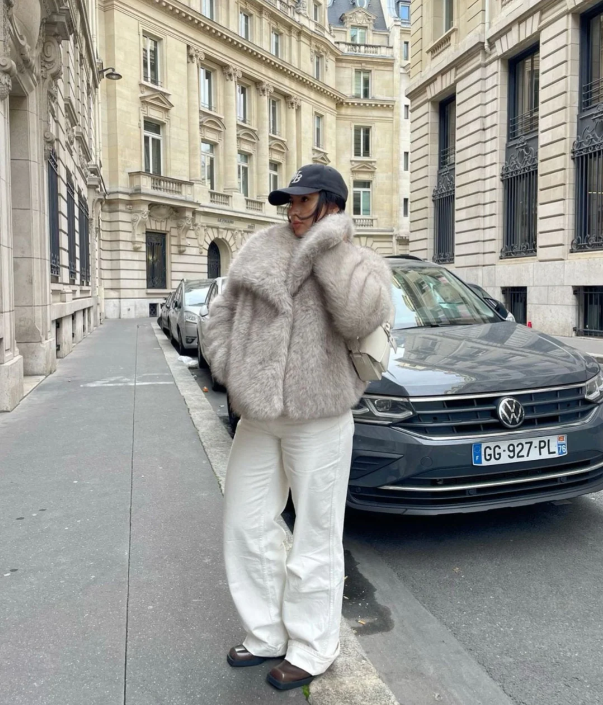Arrah - Luxury fur coat with oversized collar