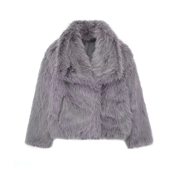 Arrah - Luxury fur coat with oversized collar